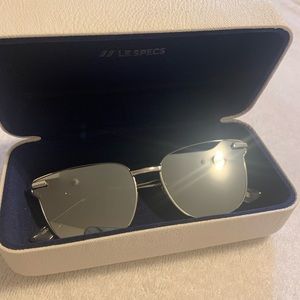Le Specs Mirrored cat-eye sunglasses